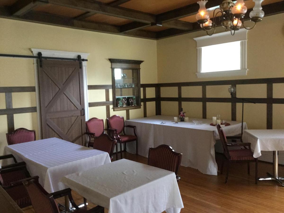 Marmora And Lake Inn And Victorian Diner Esterno foto