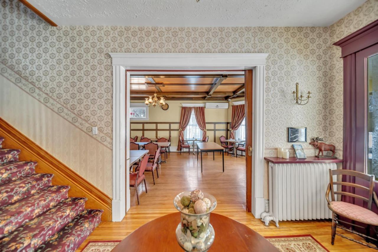 Marmora And Lake Inn And Victorian Diner Esterno foto